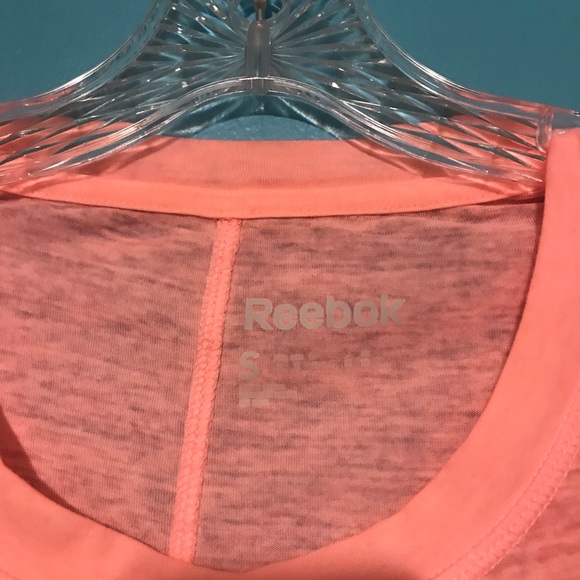 Flowery Workout Shirt - Picture 2 of 3